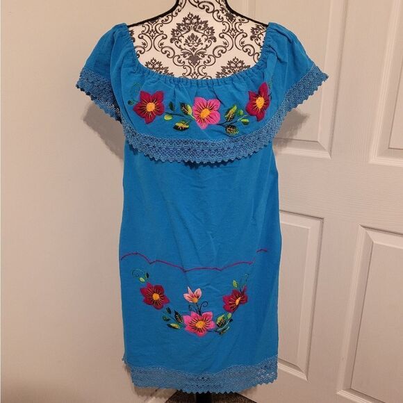 Off the shoulder embroidered dress - Picture 1 of 5